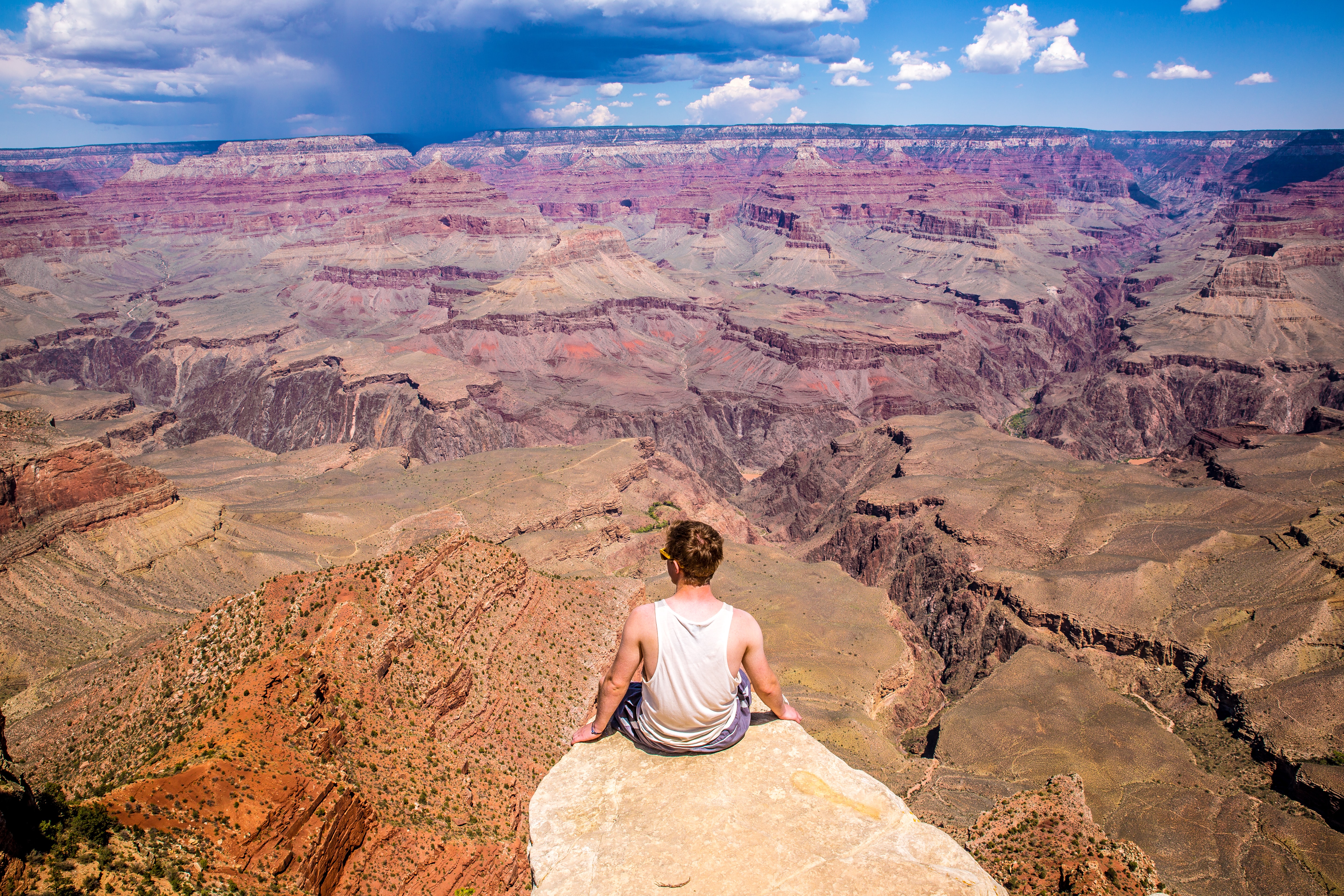 how to stay safe at grand canyon