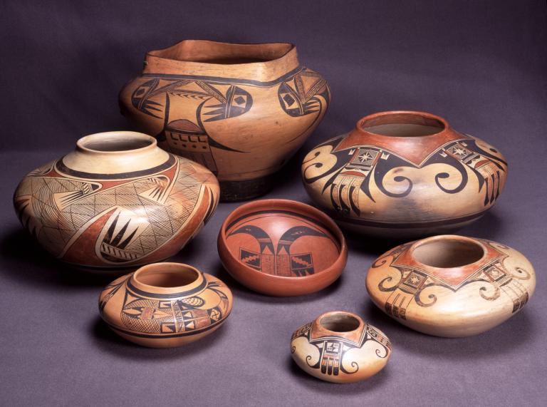 Nampeyo Hopi's pottery collection.